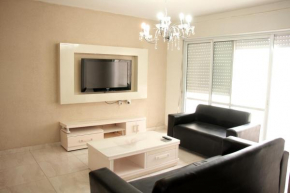  Beautiful 3 Bedroom Apartment  Беэр-Шева